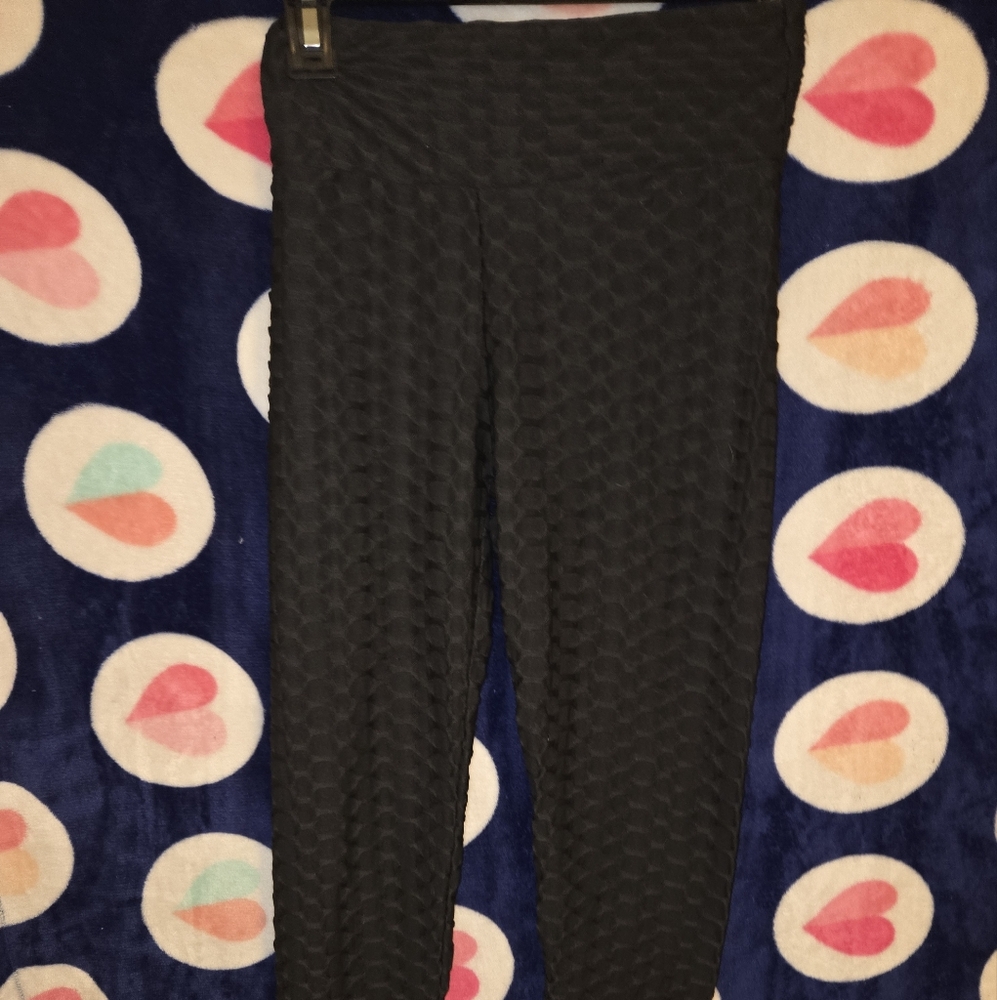 Black Textured Leggings